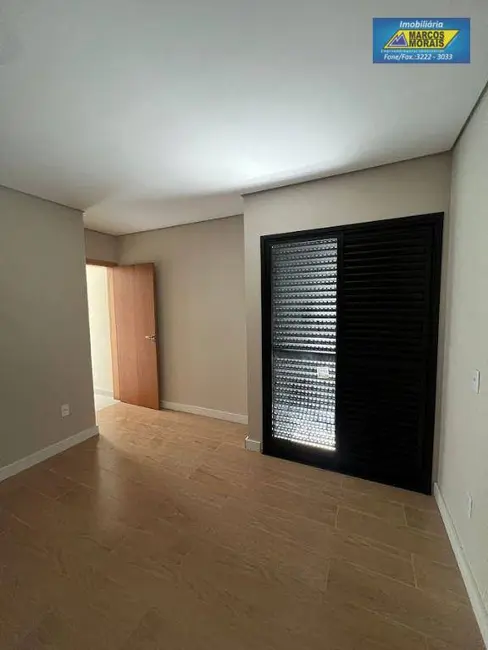 Foto 2 de Casa de Condomínio com 3 quartos à venda, 160m2 em Jardim Terras de São Francisco, Sorocaba - SP