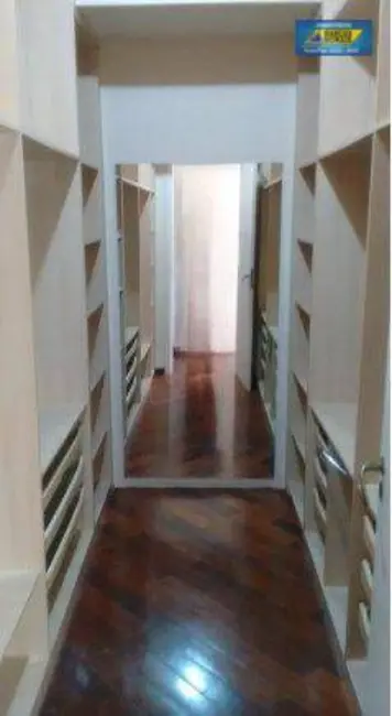 Casa de Condomínio com 3 quartos para alugar, 540m2 em Jardim Residencial Tivoli Park, Sorocaba - SP - imagem 3 Foto 3 de Casa de Condomínio com 3 quartos para alugar, 540m2 em Jardim Residencial Tivoli Park, Sorocaba - SP