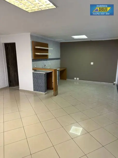Foto 4 de Armazém / Galpão para alugar, 300m2 em Além Ponte, Sorocaba - SP