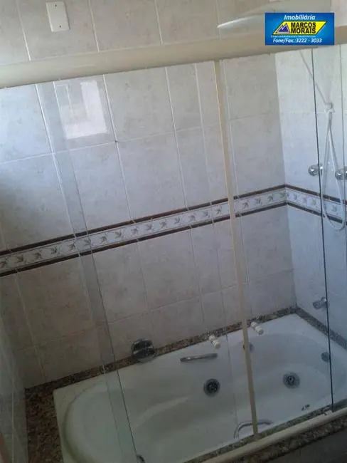 Foto 2 de Casa com 2 quartos à venda e para alugar, 300m2 em Vila Lucy, Sorocaba - SP
