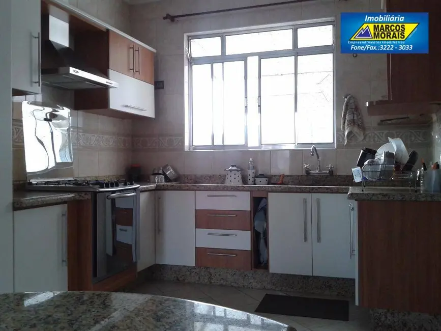 Foto 1 de Casa com 2 quartos à venda e para alugar, 300m2 em Vila Lucy, Sorocaba - SP