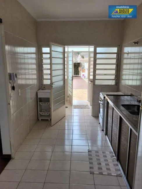 Casa com 2 quartos para alugar, 250m2 em Vila Trujillo, Sorocaba - SP - imagem 7 Foto 7 de Casa com 2 quartos para alugar, 250m2 em Vila Trujillo, Sorocaba - SP