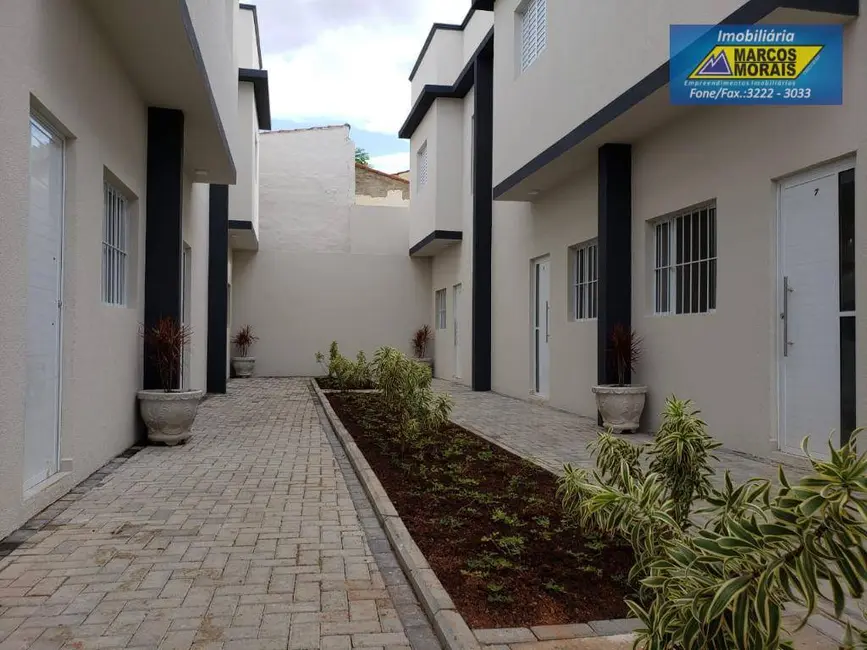 Foto 1 de Casa de Condomínio com 2 quartos à venda, 1000m2 em Vila Haro, Sorocaba - SP