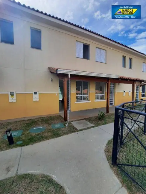Foto 1 de Casa de Condomínio com 2 quartos para alugar, 64m2 em Sorocaba - SP