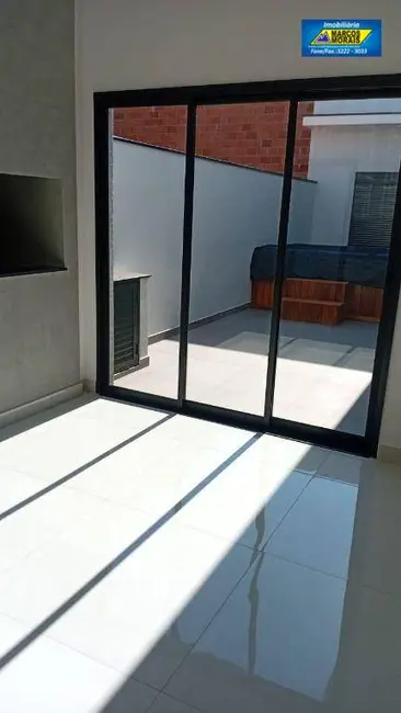 Foto 2 de Casa de Condomínio com 3 quartos à venda, 200m2 em Wanel Ville, Sorocaba - SP