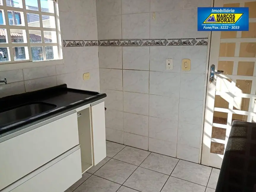 Casa de Condomínio com 3 quartos à venda, 90m2 em Wanel Ville, Sorocaba - SP - imagem 4 Foto 4 de Casa de Condomínio com 3 quartos à venda, 90m2 em Wanel Ville, Sorocaba - SP