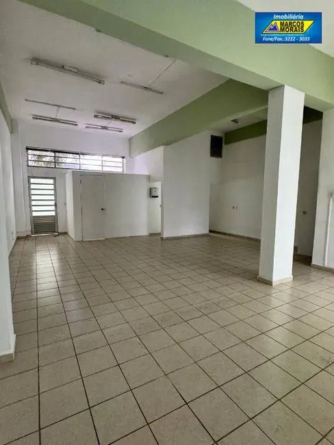 Sala Comercial para alugar, 120m2 em Vila Augusta, Sorocaba - SP - imagem 9 Foto 9 de Sala Comercial para alugar, 120m2 em Vila Augusta, Sorocaba - SP