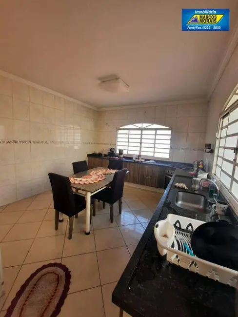 Foto 8 de Casa com 3 quartos para alugar, 200m2 em Jardim Residencial Deolinda Guerra, Sorocaba - SP