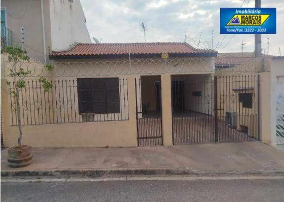 Foto 1 de Casa com 3 quartos para alugar, 225m2 em Wanel Ville, Sorocaba - SP