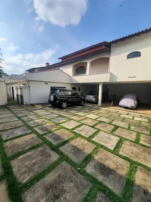 Casa com 6 quartos para alugar, 1071m2 em Jardim América, Sorocaba - SP - imagem 3 Foto 3 de Casa com 6 quartos para alugar, 1071m2 em Jardim América, Sorocaba - SP