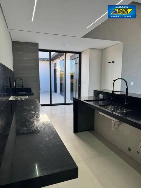 Foto 2 de Casa de Condomínio com 3 quartos à venda, 200m2 em Wanel Ville, Sorocaba - SP