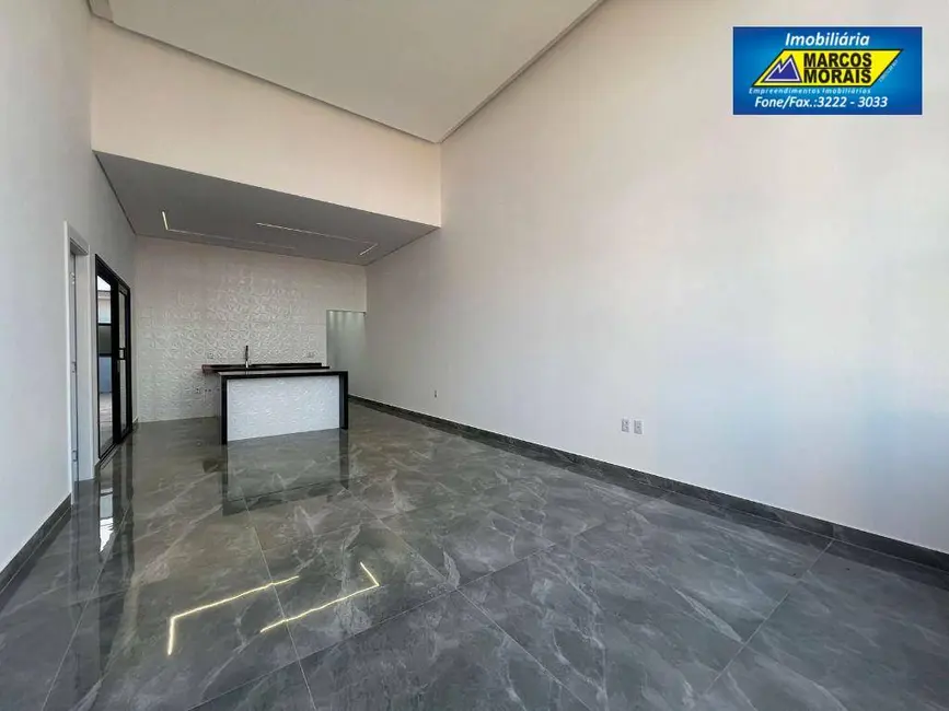 Casa de Condomínio com 3 quartos à venda, 200m2 em Wanel Ville, Sorocaba - SP - imagem 2 Foto 2 de Casa de Condomínio com 3 quartos à venda, 200m2 em Wanel Ville, Sorocaba - SP