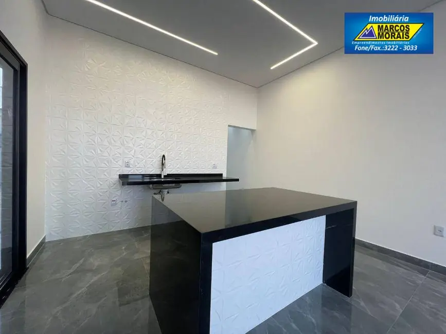 Casa de Condomínio com 3 quartos à venda, 200m2 em Wanel Ville, Sorocaba - SP - imagem 8 Foto 8 de Casa de Condomínio com 3 quartos à venda, 200m2 em Wanel Ville, Sorocaba - SP