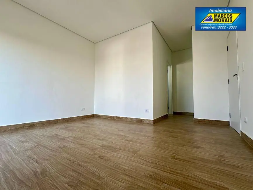 Casa de Condomínio com 3 quartos à venda, 217m2 em Wanel Ville, Sorocaba - SP - imagem 8 Foto 8 de Casa de Condomínio com 3 quartos à venda, 217m2 em Wanel Ville, Sorocaba - SP