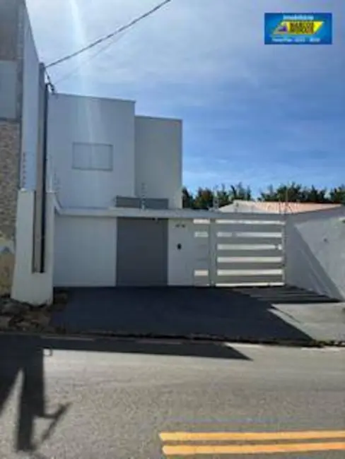 Foto 1 de Casa com 2 quartos à venda e para alugar, 70m2 em Aparecidinha, Sorocaba - SP