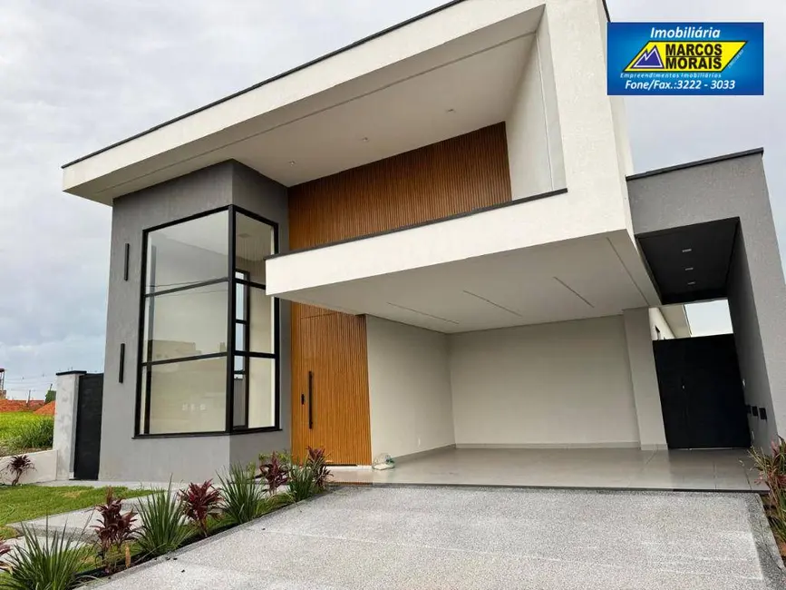 Foto 1 de Casa de Condomínio com 3 quartos à venda, 300m2 em Vossoroca, Votorantim - SP