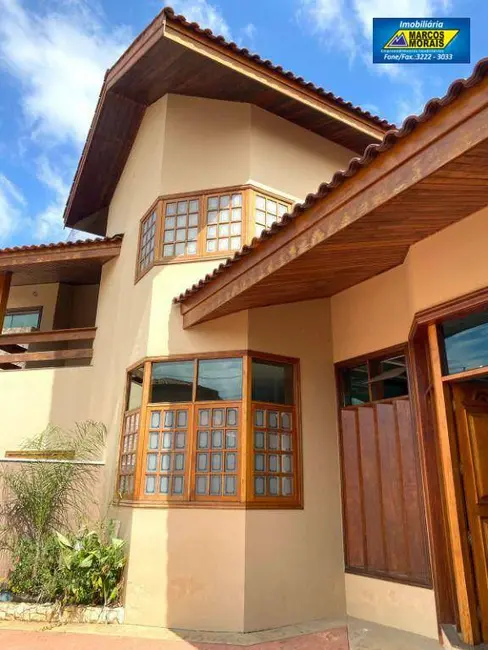 Foto 2 de Casa com 6 quartos para alugar, 2000m2 em Jardim Pagliato, Sorocaba - SP