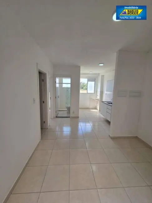 Foto 2 de Apartamento com 2 quartos à venda, 50m2 em Sorocaba - SP