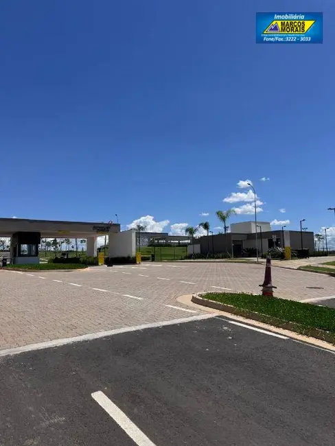 Foto 5 de Terreno / Lote à venda, 300m2 em Votorantim - SP