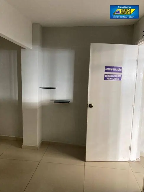 Foto 7 de Armazém / Galpão para alugar, 230m2 em Jardim Bertanha, Sorocaba - SP