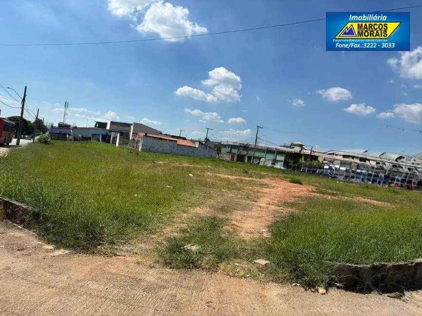 Foto 3 de Terreno / Lote à venda, 1776m2 em Parque Vitória Régia, Sorocaba - SP