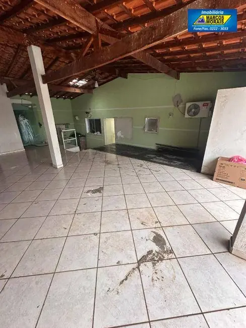 Foto 1 de Sala Comercial para alugar, 198m2 em Jardim São Carlos, Sorocaba - SP