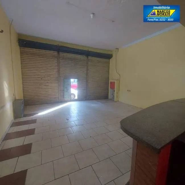 Foto 8 de Sala Comercial à venda e para alugar, 180m2 em Vila Hortência, Sorocaba - SP