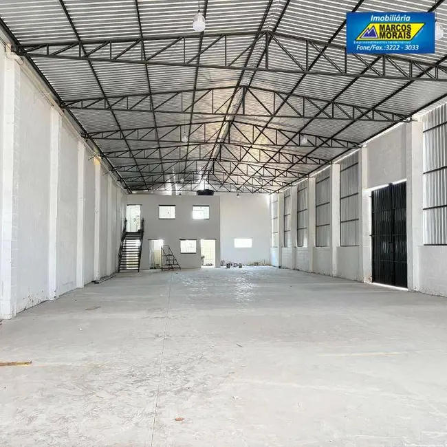 Foto 2 de Armazém / Galpão para alugar, 900m2 em Brigadeiro Tobias, Sorocaba - SP