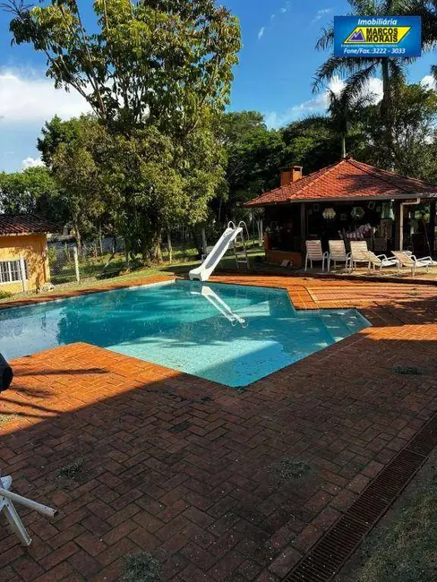 Foto 30 de Chácara com 6 quartos à venda e para alugar, 2200m2 em Aracoiaba Da Serra - SP