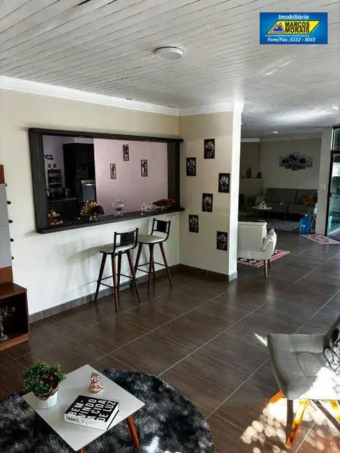 Foto 24 de Chácara com 6 quartos à venda e para alugar, 2200m2 em Aracoiaba Da Serra - SP
