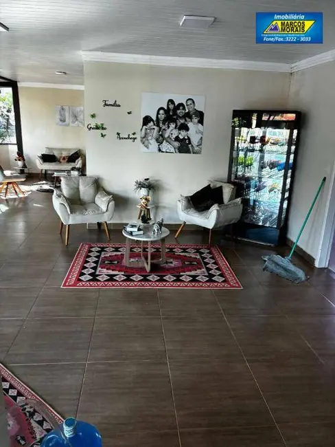 Foto 10 de Chácara com 6 quartos à venda e para alugar, 2200m2 em Aracoiaba Da Serra - SP