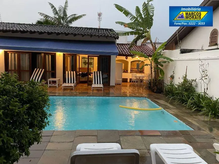 Casa com 5 quartos à venda e para alugar, 500m2 em Jardim Virgínia, Guaruja - SP - imagem 1 Foto 1 de Casa com 5 quartos à venda e para alugar, 500m2 em Jardim Virgínia, Guaruja - SP