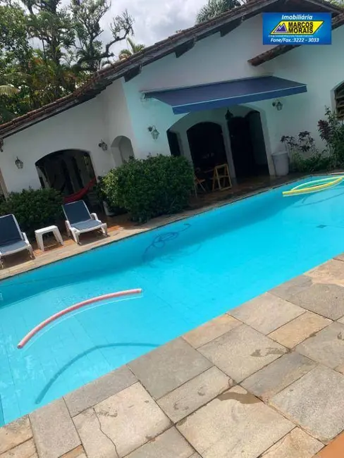 Casa com 5 quartos à venda e para alugar, 500m2 em Jardim Virgínia, Guaruja - SP - imagem 5 Foto 5 de Casa com 5 quartos à venda e para alugar, 500m2 em Jardim Virgínia, Guaruja - SP