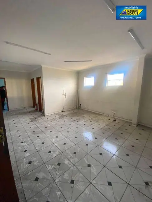 Armazém / Galpão para alugar, 2200m2 em Aparecidinha, Sorocaba - SP - imagem 4 Foto 4 de Armazém / Galpão para alugar, 2200m2 em Aparecidinha, Sorocaba - SP