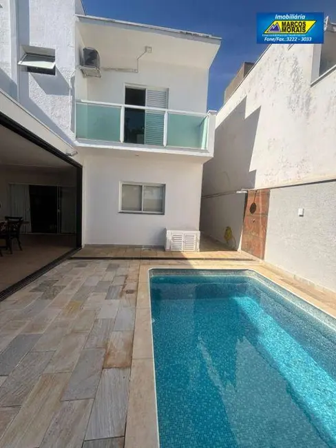 Foto 3 de Casa de Condomínio com 3 quartos para alugar, 200m2 em Loteamento Dinorá Rosa, Sorocaba - SP