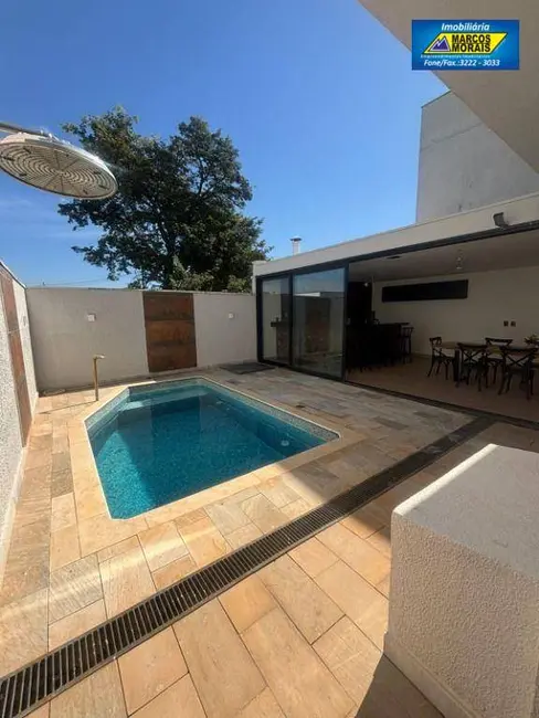 Foto 2 de Casa de Condomínio com 3 quartos para alugar, 200m2 em Loteamento Dinorá Rosa, Sorocaba - SP