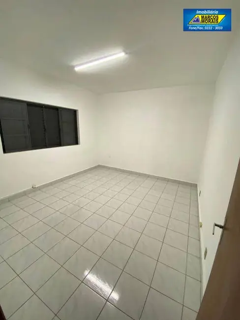 Casa para alugar, 200m2 em Conjunto Habitacional Júlio de Mesquita Filho, Sorocaba - SP - imagem 5 Foto 5 de Casa para alugar, 200m2 em Conjunto Habitacional Júlio de Mesquita Filho, Sorocaba - SP