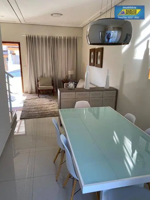 Casa com 3 quartos para alugar, 123m2 em Jardim São Carlos, Sorocaba - SP - imagem 5 Foto 5 de Casa com 3 quartos para alugar, 123m2 em Jardim São Carlos, Sorocaba - SP