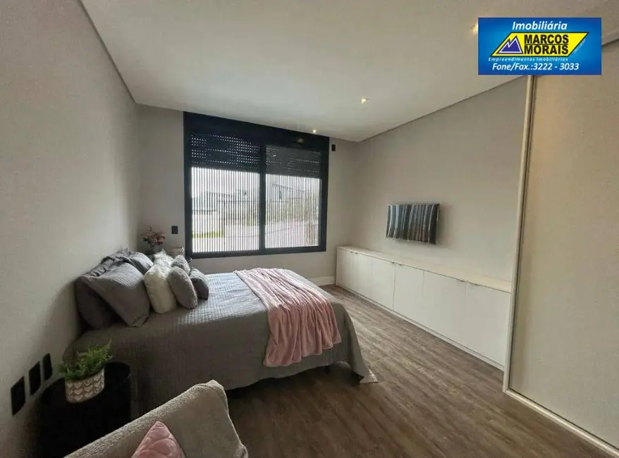 Casa com 3 quartos para alugar, 611m2 em Sorocaba - SP - imagem 8 Foto 8 de Casa com 3 quartos para alugar, 611m2 em Sorocaba - SP