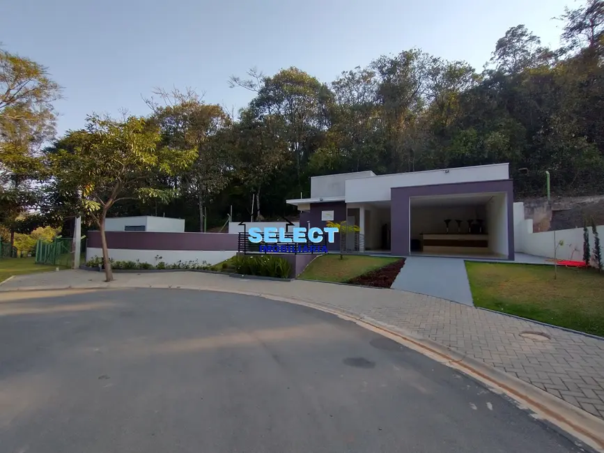 Foto 1 de Terreno / Lote à venda, 300m2 em Valinhos - SP