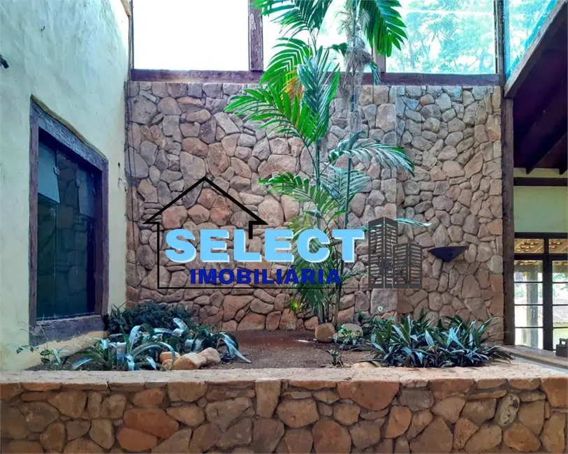 Chácara com 4 quartos à venda, 560m2 em Barão Geraldo, Campinas - SP - imagem 3 Foto 3 de Chácara com 4 quartos à venda, 560m2 em Barão Geraldo, Campinas - SP