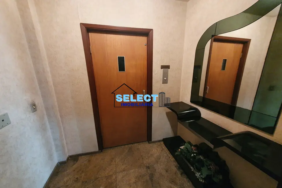 Apartamento com 4 quartos à venda, 190m2 em Higienópolis, São Paulo - SP - imagem 6 Foto 6 de Apartamento com 4 quartos à venda, 190m2 em Higienópolis, São Paulo - SP