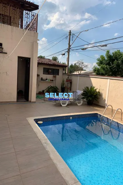 Casa com 3 quartos à venda, 252m2 em Jardim Pinheiros, Valinhos - SP - imagem 1 Foto 1 de Casa com 3 quartos à venda, 252m2 em Jardim Pinheiros, Valinhos - SP