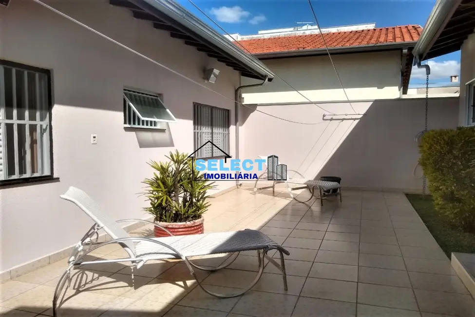 Foto 1 de Casa com 3 quartos à venda, 217m2 em Valinhos - SP