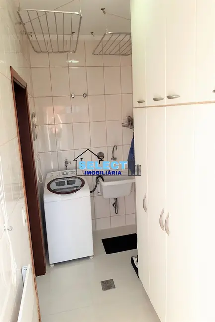 Casa com 3 quartos à venda, 217m2 em Valinhos - SP - imagem 7 Foto 7 de Casa com 3 quartos à venda, 217m2 em Valinhos - SP