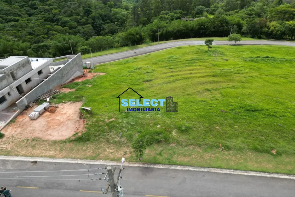Foto 3 de Terreno / Lote à venda, 895m2 em Vinhedo - SP