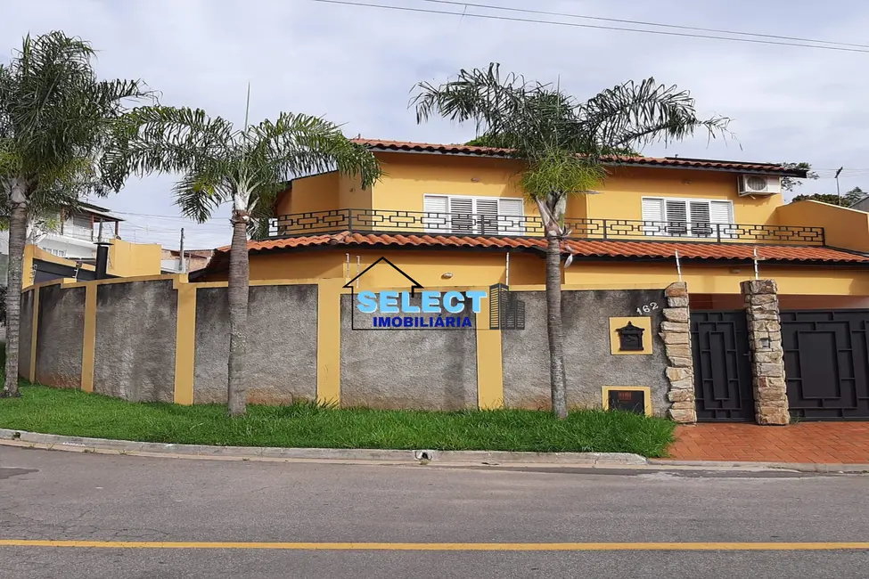 Foto 2 de Casa com 2 quartos à venda, 170m2 em Vinhedo - SP