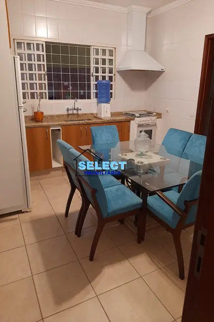 Foto 8 de Casa com 2 quartos à venda, 170m2 em Vinhedo - SP