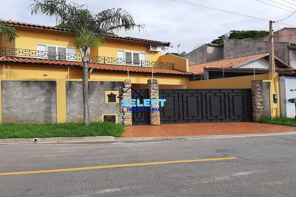 Foto 1 de Casa com 2 quartos à venda, 170m2 em Vinhedo - SP