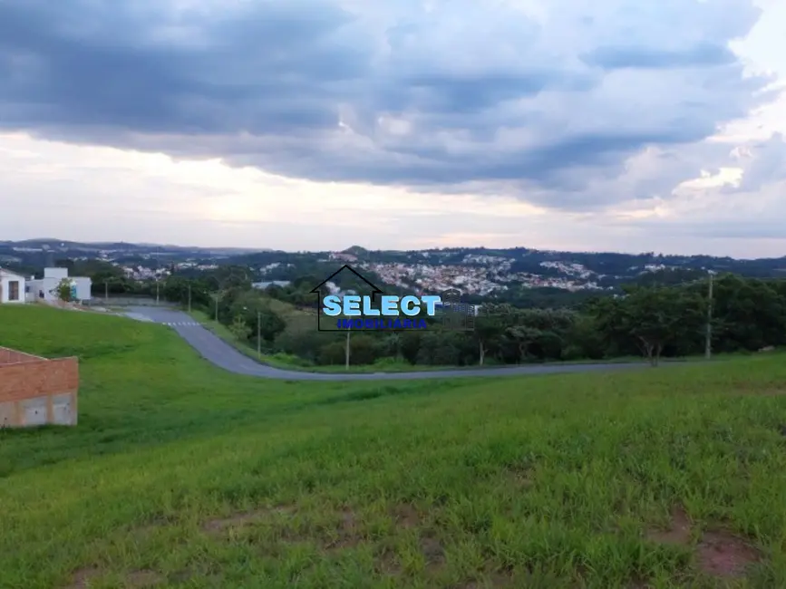 Foto 2 de Terreno / Lote à venda, 526m2 em Louveira - SP